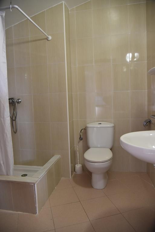 Apartamentos Ar Dosjoimi โยเรตเดมาร์ ภายนอก รูปภาพ