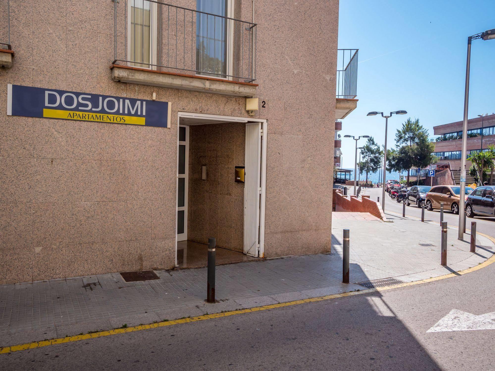 Apartamentos Ar Dosjoimi โยเรตเดมาร์ ภายนอก รูปภาพ